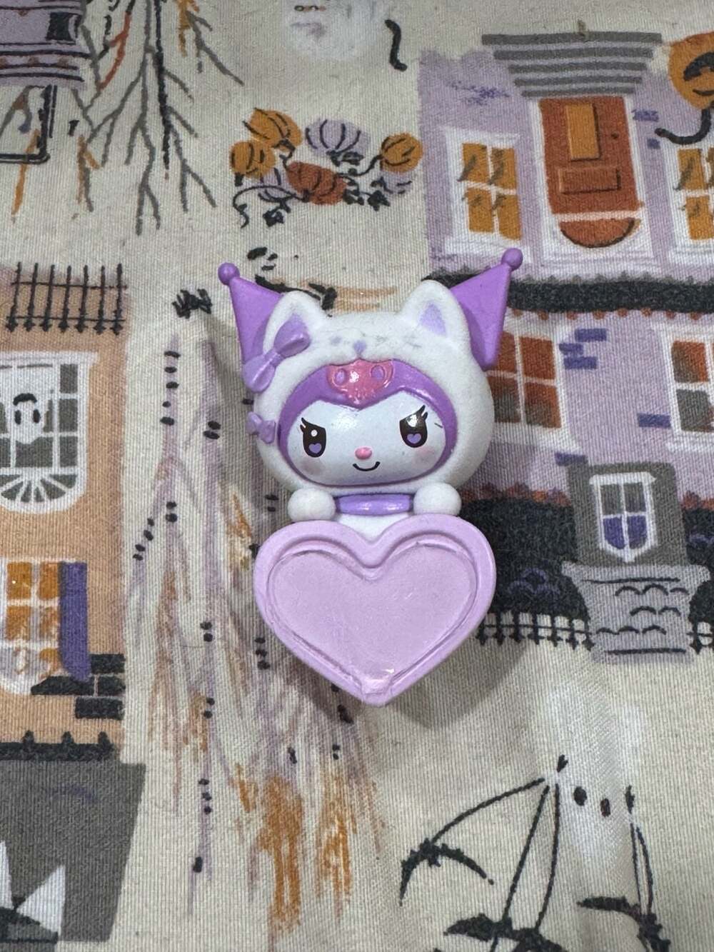 Sanrio Guardian Meow Series Kuromi Hipper Phone Mount Figure